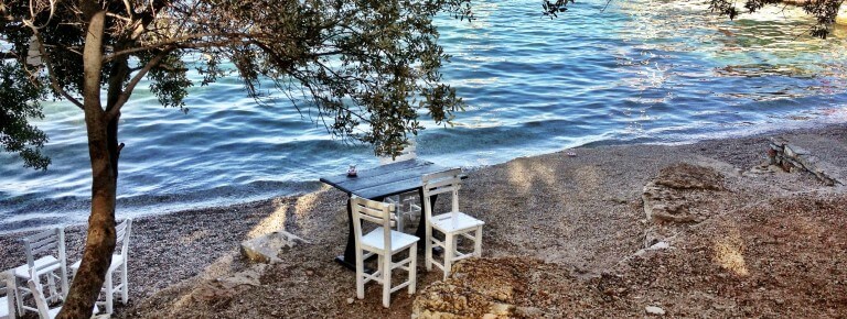 Aslında Açacaksın Bodrum’da Salaş Bir Balıkçı Restoranı…